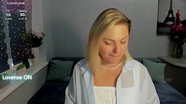 sweet   margaret online show from November 3, 2025, 1:01 pm