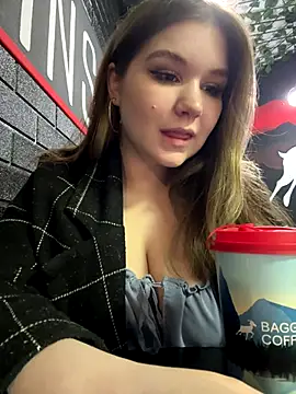 PumaShyXD online show from November 6, 2025, 11:00 am