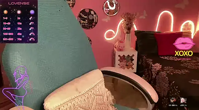 Snapshot of Kanika_9_ chatting on February 11, 2025, 3:51 pm Kanika 9  online show from February 11, 2025, 3:51 pm