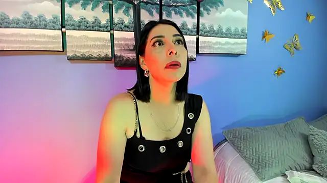 Snapshot of AdelleLennox_cg chatting on February 22, 2025, 10:51 am AdelleLennox cg online show from February 22, 2025, 10:51 am