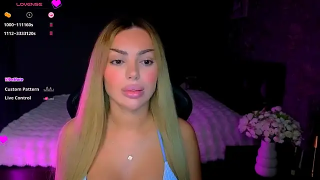 babyleilaa online show from April 8, 2026, 9:04 pm