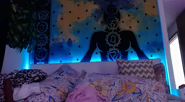 chanel 1041 online show from March 15, 2025, 8:21 pm