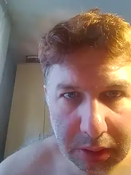 Snapshot of Olandese2682@xh chatting on June 8, 2026, 8:15 am Olandese2682xh online show from June 8, 2026, 8:15 am
