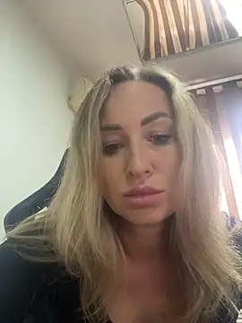 goddeesssssss online show from December 4, 2025, 10:24 am