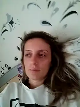 Snapshot of SophyGirl chatting on October 27, 2025, 1:04 pm SophyGirl online show from October 27, 2025, 1:04 pm