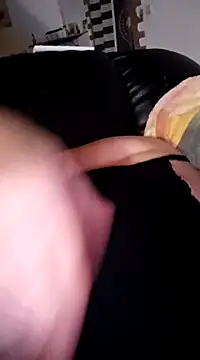 Snapshot of poussychats chatting on February 27, 2025, 8:20 pm poussychats online show from February 27, 2025, 8:20 pm