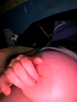 Snapshot of poussychats chatting on September 29, 2025, 10:47 pm poussychats online show from September 29, 2025, 10:47 pm