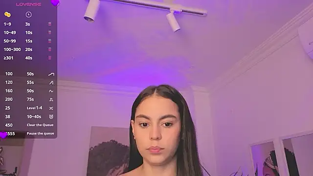 Aleejaa   online show from February 25, 2026, 11:42 am