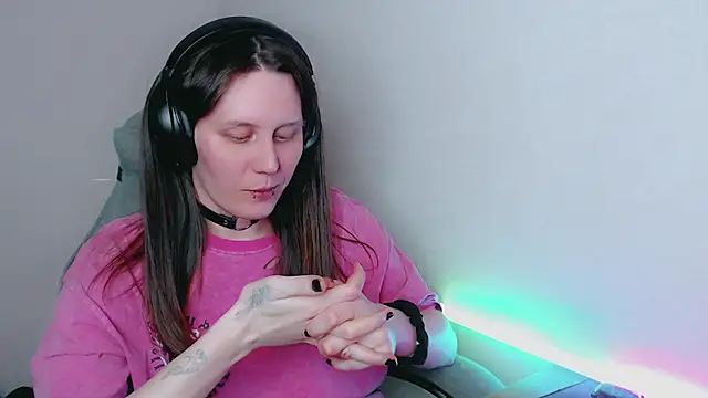 tracy cooper online show from January 11, 2025, 3:02 am