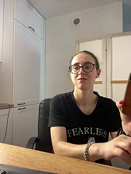 MartiniiSelenna online show from June 28, 2026, 5:46 am