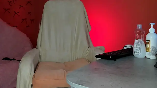 ElektraSunshine online show from October 27, 2025, 3:16 pm