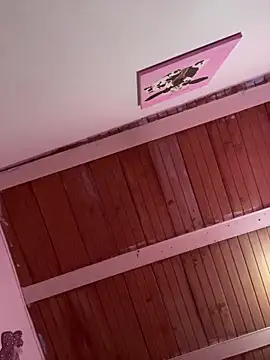 ladyrd1 online show from February 12, 2026, 1:06 pm