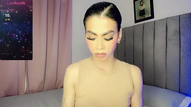 Snapshot of Jimmenna_ chatting on February 10, 2025, 4:52 am Jimmenna online show from February 10, 2025, 4:52 am