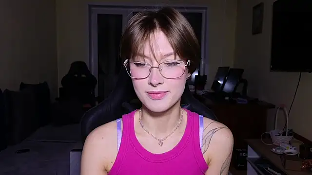 Snapshot of MalvinaBlum chatting on February 22, 2026, 12:47 pm MalvinaBlum online show from February 22, 2026, 12:47 pm