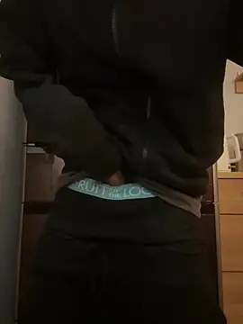 Snapshot of saku_chan_live chatting on March 7, 2025, 7:38 pm saku chan live online show from March 7, 2025, 7:38 pm