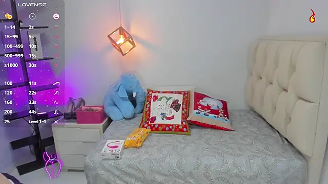 Snapshot of nailah_love1 chatting on December 16, 2024, 12:27 pm nailah love1 online show from December 16, 2024, 12:27 pm