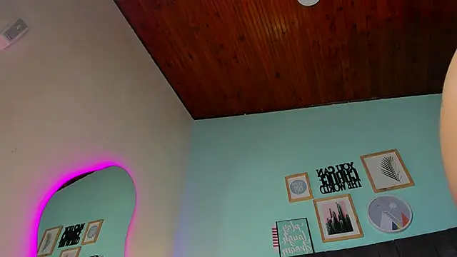 alaia-rogers online show from February 26, 2025, 2:46 pm