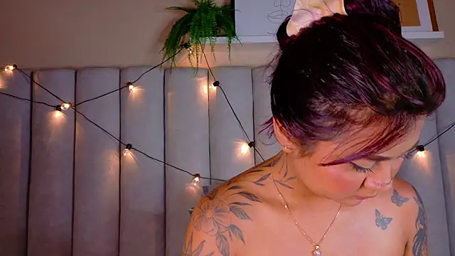 alaia-rogers online show from January 5, 2026, 6:11 pm