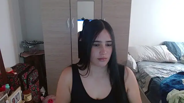Snapshot of Naomi_D chatting on May 4, 2026, 4:03 pm Naomi D online show from May 4, 2026, 4:03 pm