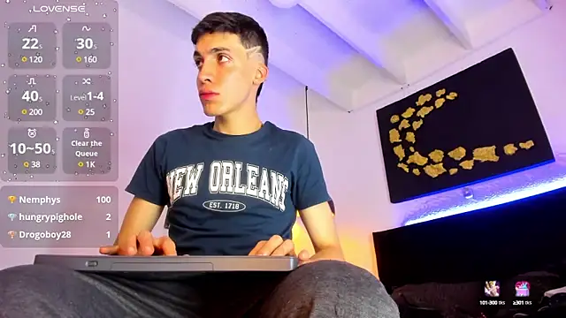 Angel Snowhotxxx online show from January 19, 2025, 8:09 pm