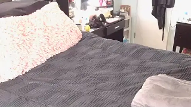 Snapshot of exxxtrasmall chatting on November 16, 2025, 5:35 am exxxtrasmall online show from November 16, 2025, 5:35 am