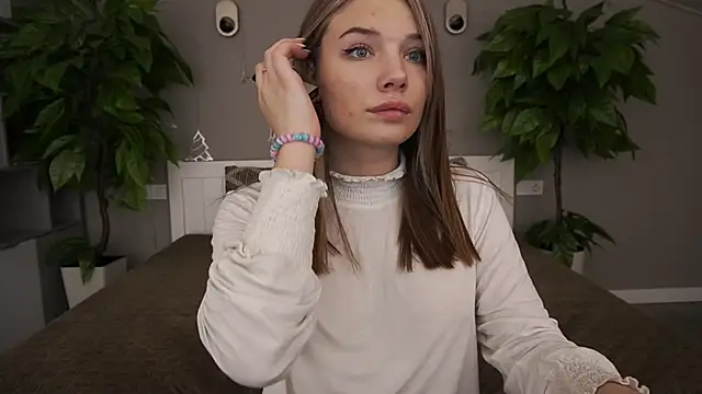 IceDanielles online show from January 18, 2025, 2:23 pm