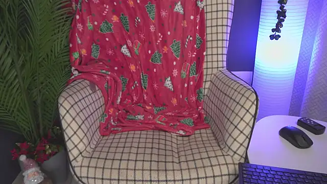 beyondthemask online show from December 17, 2025, 6:52 am