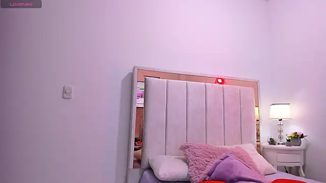 michelle madson  online show from December 18, 2024, 1:45 pm