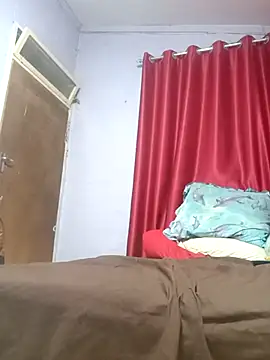 Snapshot of raniofsex02 chatting on February 22, 2026, 6:39 pm raniofsex02 online show from February 22, 2026, 6:39 pm