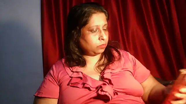 Snapshot of raniofsex02 chatting on April 17, 2026, 10:24 pm raniofsex02 online show from April 17, 2026, 10:24 pm