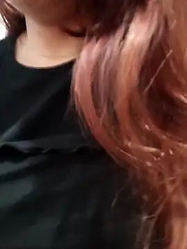 ZUCAAT online show from November 11, 2025, 4:34 am