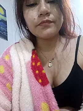 ZUCAAT online show from May 8, 2026, 3:56 am