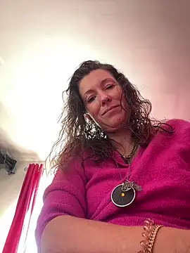 Lwhite1 online show from May 11, 2026, 3:51 pm