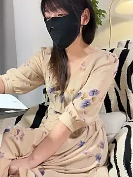 Snapshot of Annabody chatting on November 8, 2025, 5:12 pm Annabody online show from November 8, 2025, 5:12 pm