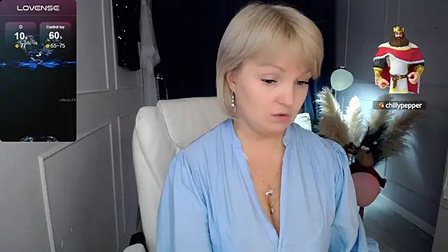 Snapshot of Juarnea chatting on March 10, 2025, 9:18 pm Juarnea online show from March 10, 2025, 9:18 pm