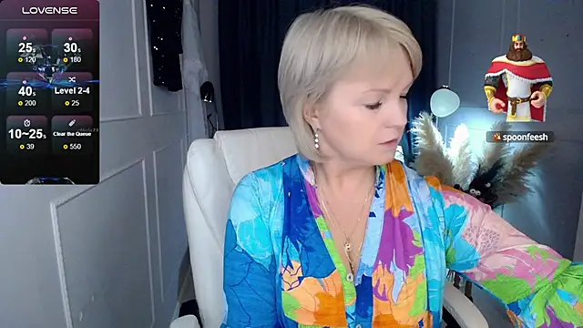 Snapshot of Juarnea chatting on March 11, 2025, 5:24 pm Juarnea online show from March 11, 2025, 5:24 pm