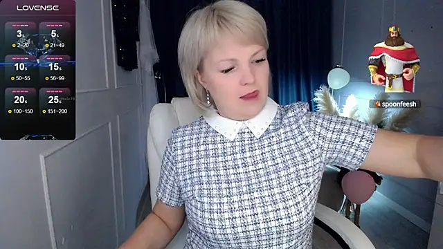 Snapshot of Juarnea chatting on March 13, 2025, 5:28 pm Juarnea online show from March 13, 2025, 5:28 pm