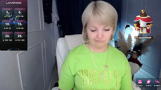 Snapshot of Juarnea chatting on March 21, 2025, 2:18 pm Juarnea online show from March 21, 2025, 2:18 pm