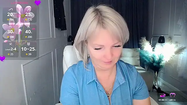 Snapshot of Juarnea chatting on September 30, 2025, 7:41 pm Juarnea online show from September 30, 2025, 7:41 pm