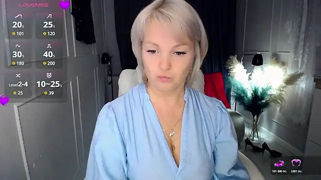 Snapshot of Juarnea chatting on October 31, 2025, 5:41 am Juarnea online show from October 31, 2025, 5:41 am