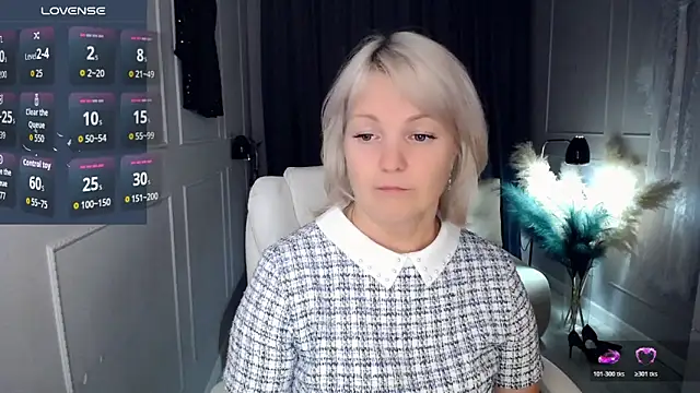 Snapshot of Juarnea chatting on November 26, 2025, 10:00 pm Juarnea online show from November 26, 2025, 10:00 pm