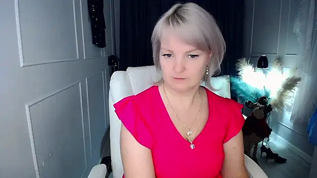 Snapshot of Juarnea chatting on January 8, 2026, 12:51 pm Juarnea online show from January 8, 2026, 12:51 pm