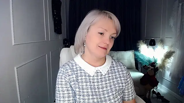 Snapshot of Juarnea chatting on January 10, 2026, 11:23 am Juarnea online show from January 10, 2026, 11:23 am