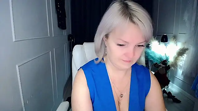 Snapshot of Juarnea chatting on January 11, 2026, 11:15 am Juarnea online show from January 11, 2026, 11:15 am