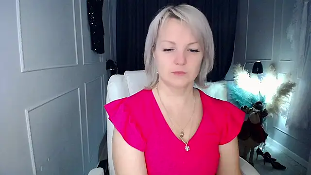 Snapshot of Juarnea chatting on January 17, 2026, 10:20 am Juarnea online show from January 17, 2026, 10:20 am