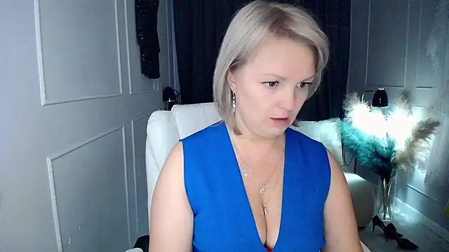 Snapshot of Juarnea chatting on February 10, 2026, 11:14 am Juarnea online show from February 10, 2026, 11:14 am