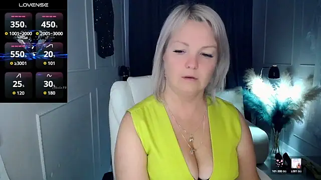 Snapshot of Juarnea chatting on April 6, 2026, 5:41 am Juarnea online show from April 6, 2026, 5:41 am