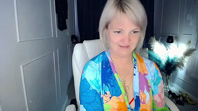 Snapshot of Juarnea chatting on May 30, 2026, 5:37 am Juarnea online show from May 30, 2026, 5:37 am