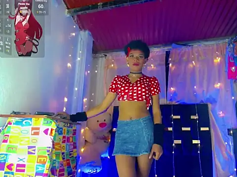 Snapshot of KayleighDreams_ chatting on September 13, 2025, 1:33 pm KayleighDreams online show from September 13, 2025, 1:33 pm
