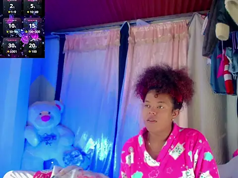 Snapshot of KayleighDreams_ chatting on September 19, 2025, 3:30 am KayleighDreams online show from September 19, 2025, 3:30 am